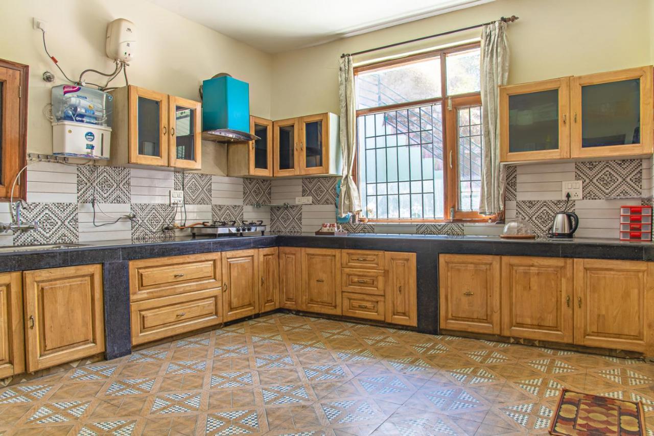 The Green Heights Cottage Касаулі Екстер'єр фото