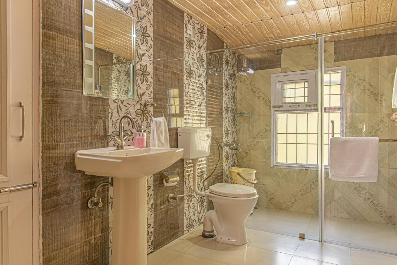 The Green Heights Cottage Касаулі Екстер'єр фото