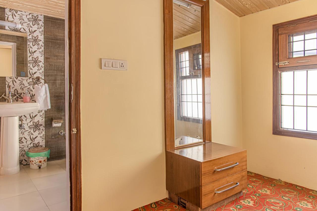 The Green Heights Cottage Касаулі Екстер'єр фото