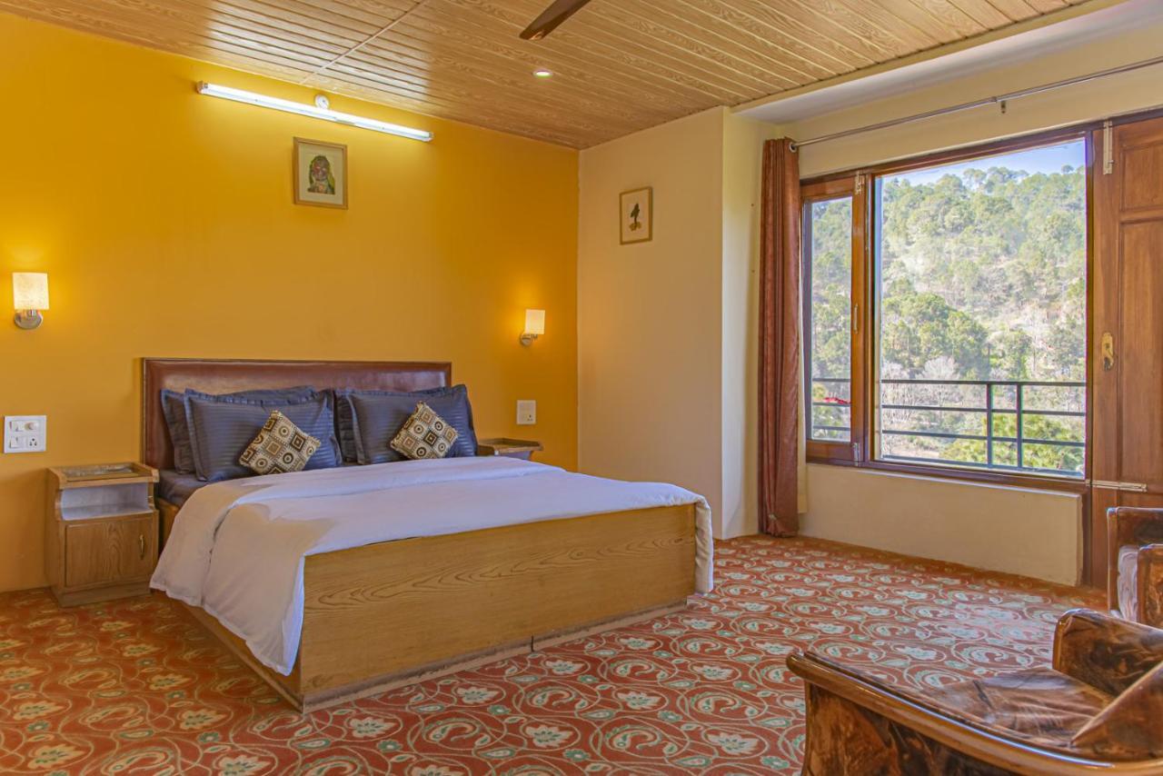 The Green Heights Cottage Касаулі Екстер'єр фото
