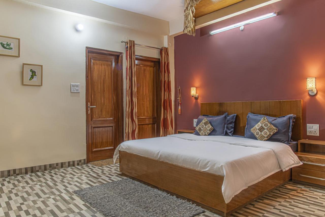 The Green Heights Cottage Касаулі Екстер'єр фото