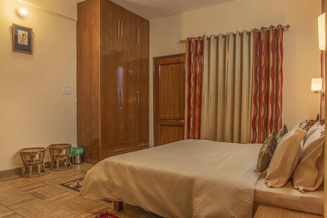 The Green Heights Cottage Касаулі Екстер'єр фото