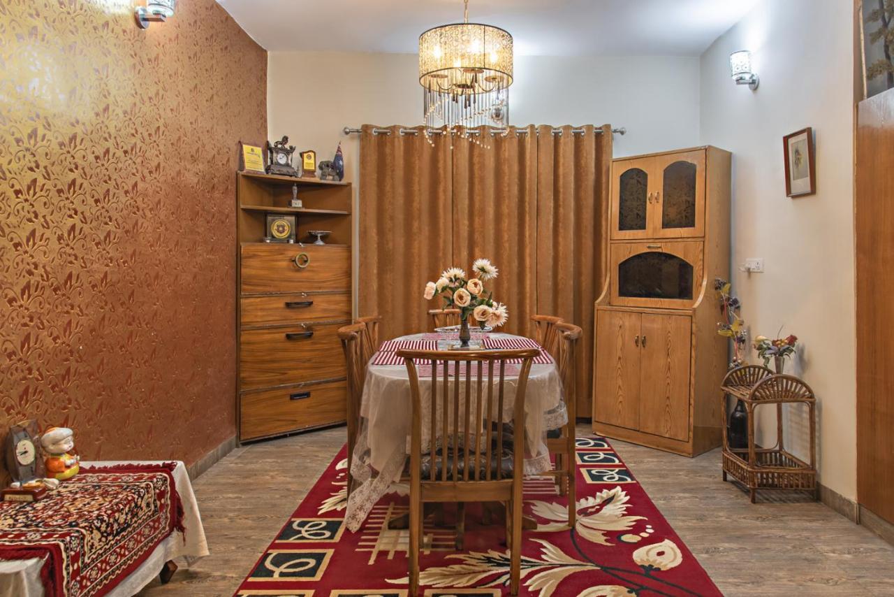 The Green Heights Cottage Касаулі Екстер'єр фото