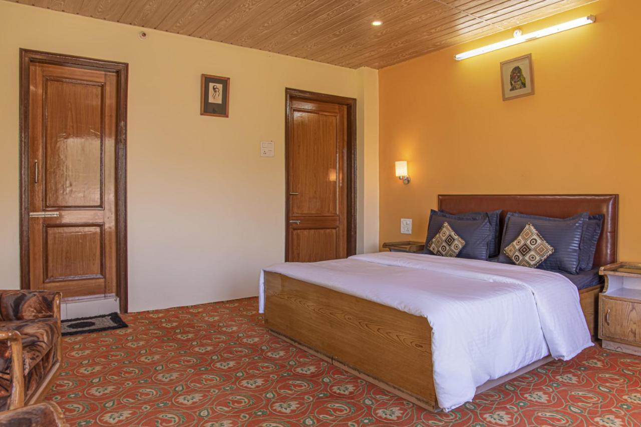 The Green Heights Cottage Касаулі Екстер'єр фото